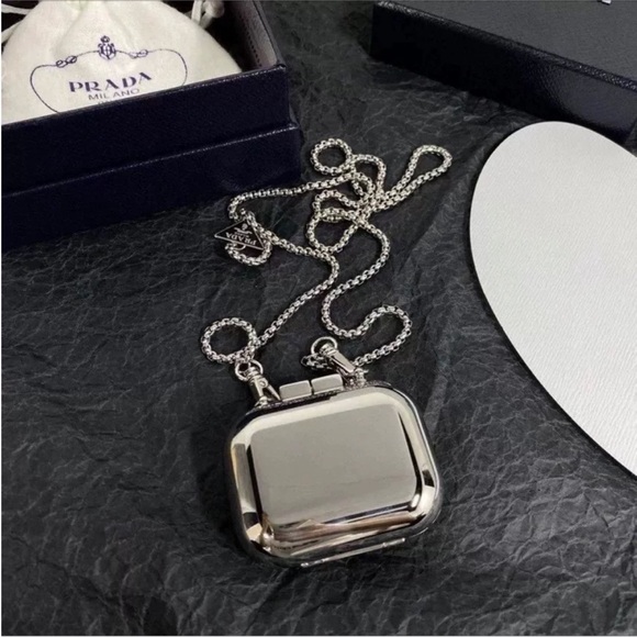 Cool Prada AirPods Case with Chain - Picture 10 of 12